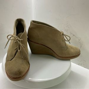 Coach Cassy Womens Sz 6 Wedge Suede Leather Sand Laced Ankle Boots Booties